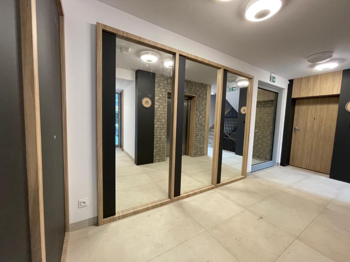 Apartament Smart Kamienica Grochow With Free Parking Varsóvia Exterior foto